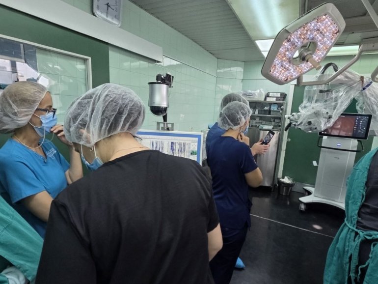 Prva operacija revaskularizacije mozga kod deteta sa mojjamoja sindromom urađena u srb