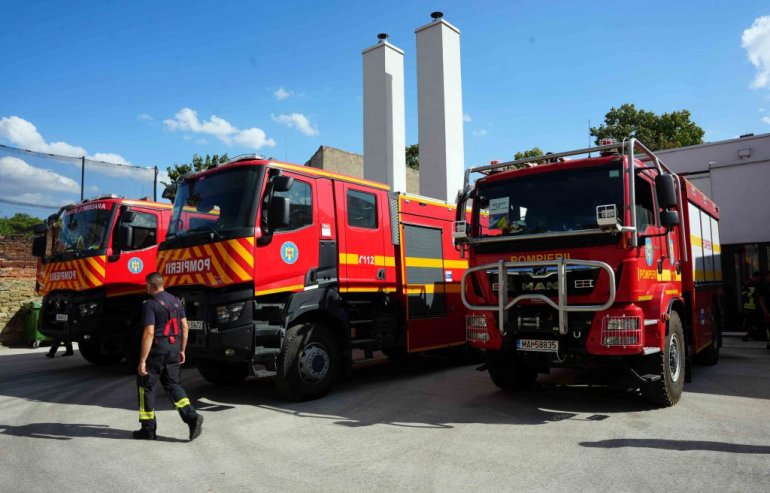 Mup: timovi iz više evropskih zemalja postepeno se uključuju u gašenje požara u srbiji